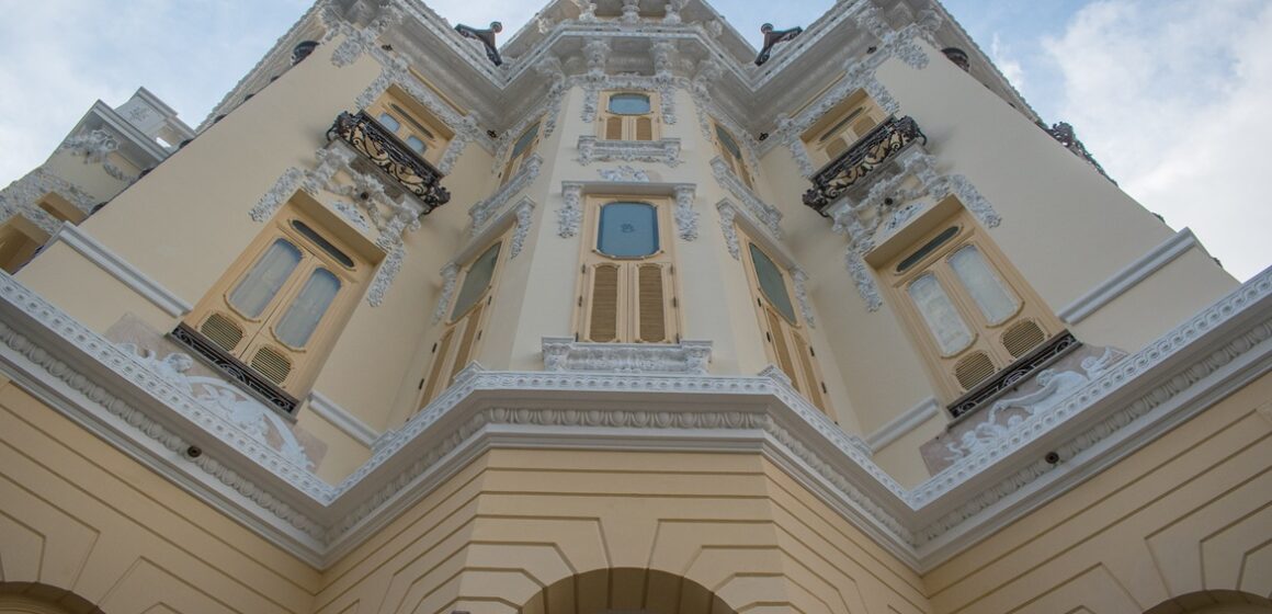 Palacete Bolonha História de amor e arte marca a construção do Palacete Bolonha, em Belém