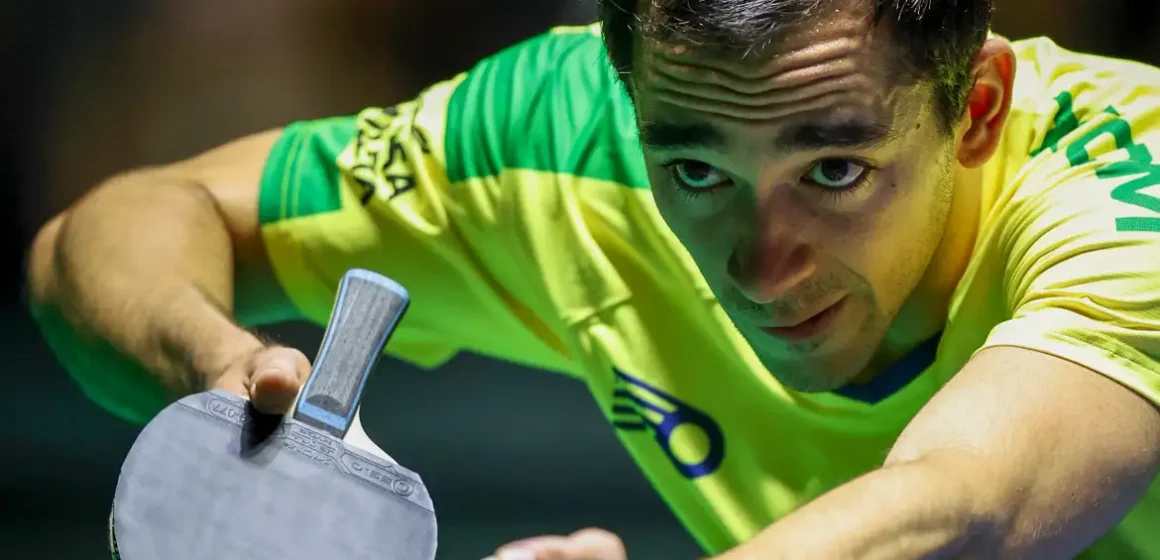 Hugo Calderano leva bronze no WTT Star Contender de Doha após semifinal equilibrada