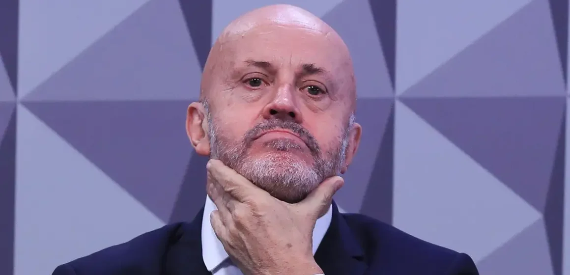 lula7641 Investigação aponta que ‘Careca do INSS’ tentou contratos milionários com Ministério da Saúde