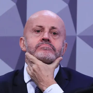 lula7641 Investigação aponta que ‘Careca do INSS’ tentou contratos milionários com Ministério da Saúde
