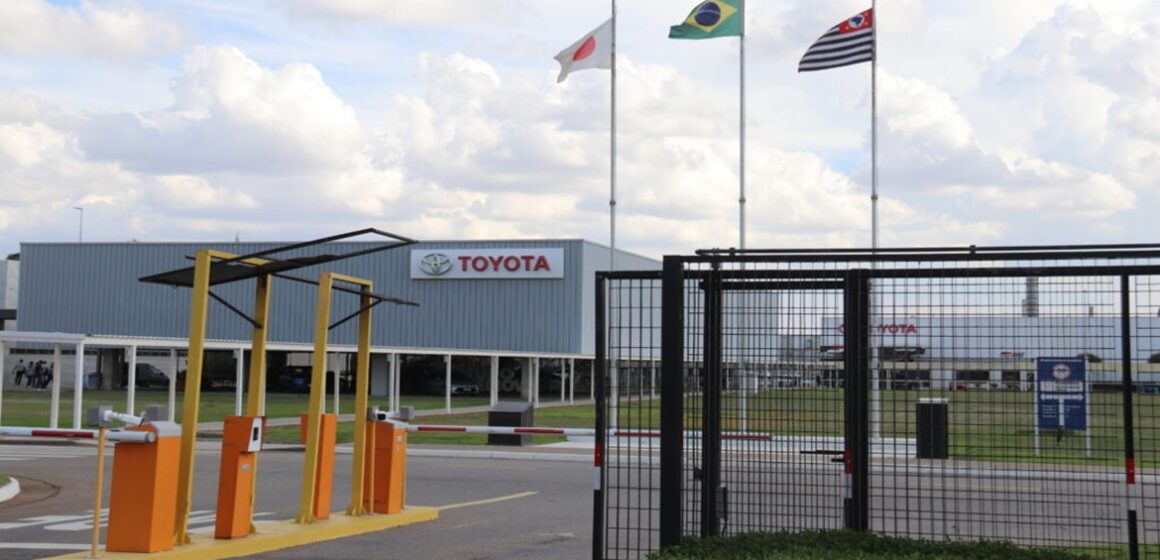 noticias.sorocaba.sp.gov.br-toyota-anuncia-em-sorocaba-maior-investimento-de-sua-historia-no-setor-automotivo-do-brasil-toyota Toyota anuncia 159 vagas para nova fábrica em Sorocaba, com inauguração prevista para maio de 2026