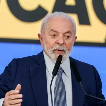 124a5133 Lula diz que “não é doido” para brigar com Trump e defende multilateralismo em evento no Butantan
