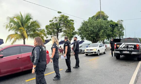 20260216225027-GC00074741-F00289425 Polícia Civil intensifica fiscalização ambiental e em comércios no Mosqueiro e Salinas durante o Carnaval