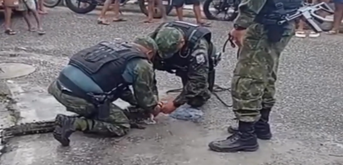 Captura de tela 2026-02-19 140812 Jacaré é resgatado por polícia ambiental após aparecer em canal de Belém durante período chuvoso
