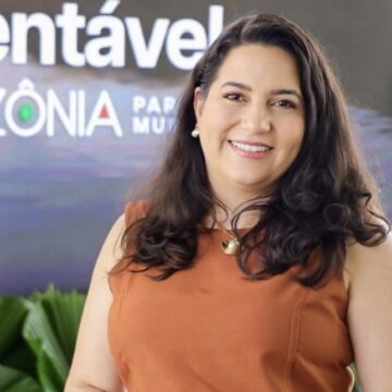 Danielle Cruz celebra idade nova