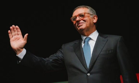 António José Seguro é eleito presidente de Portugal após segundo turno inédito em 40 anos