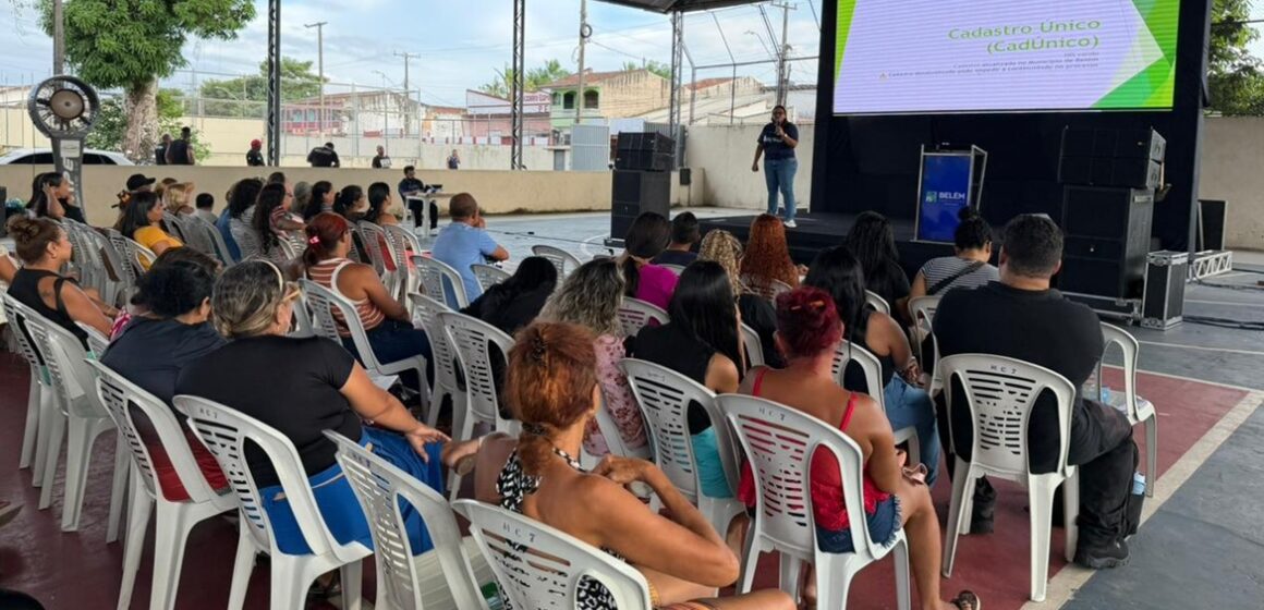 SEHAB orienta pré-selecionados do Viver Mosqueiro sobre documentos para contratação junto à Caixa