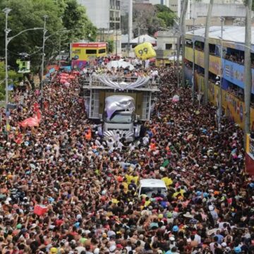 WhatsApp Image 2026-02-19 at 09.13.43 Bahia bate recorde com 3,7 milhões de turistas e R$ 8 bilhões em receita no Carnaval 2026