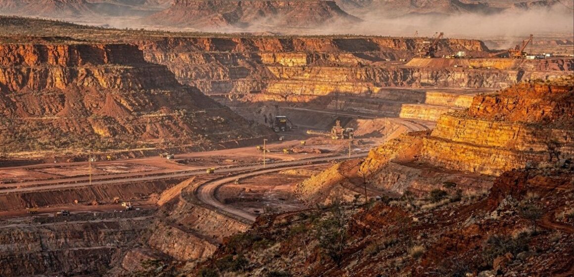 Maior jazida de minério de ferro do mundo é descoberta na Austrália