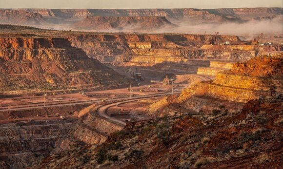 Maior jazida de minério de ferro do mundo é descoberta na Austrália