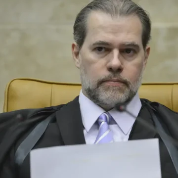 edit_fcpzzb_abr_241020196162 PF pede a Fachin suspeição de Toffoli na relatoria do inquérito do Banco Master no STF