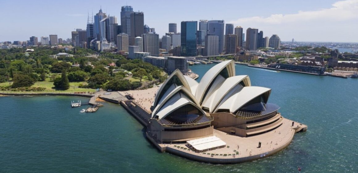 original-95ba7bf3b1d31497abc528a3805ad2f0-1024x682 Austrália e Nova Zelândia intensificam atração de imigrantes qualificados em 2026 para suprir déficit crônico