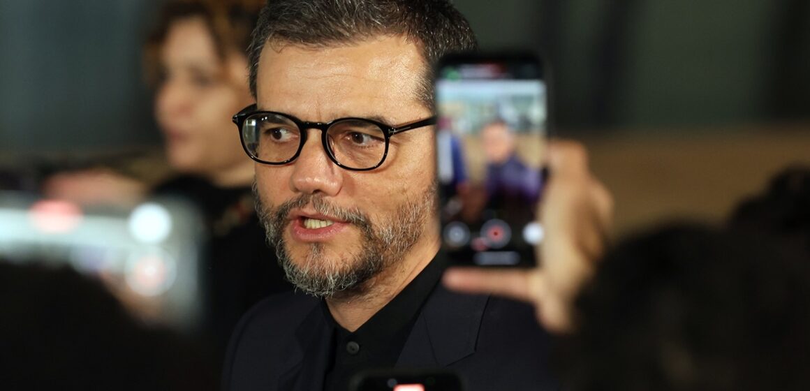 Wagner Moura apresentará prêmio no Oscar e concorre a melhor ator