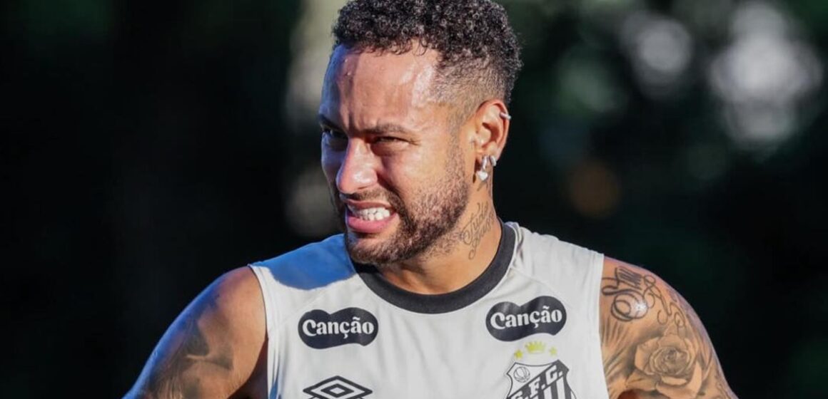 Lendas do United avaliam Neymar e questionam legado do brasileiro no futebol mundial