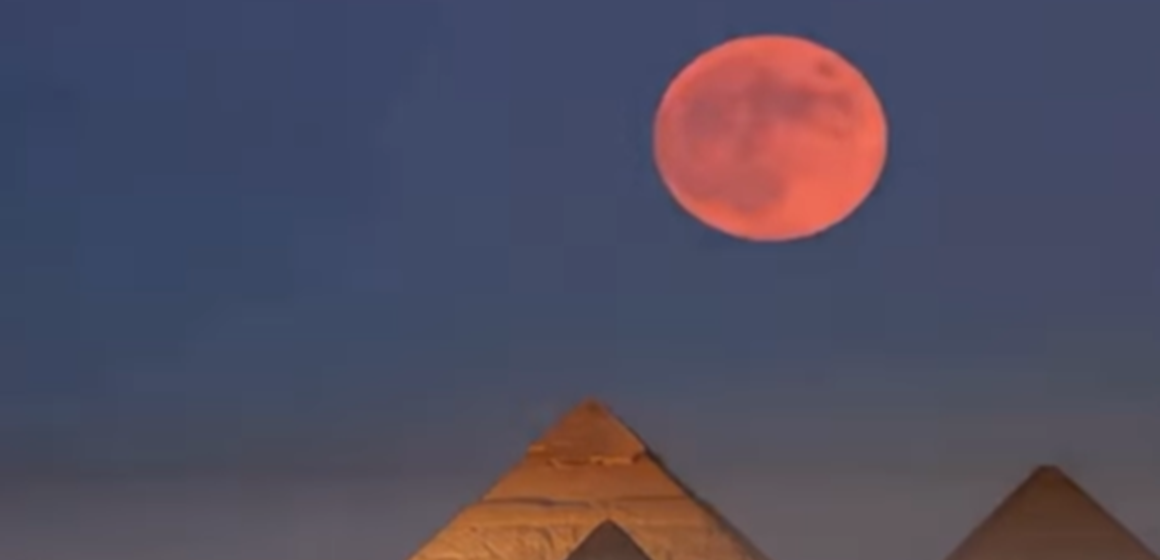 Captura de tela 2026-03-03 081805 Eclipse lunar total transforma Lua em tom avermelhado na madrugada desta terça
