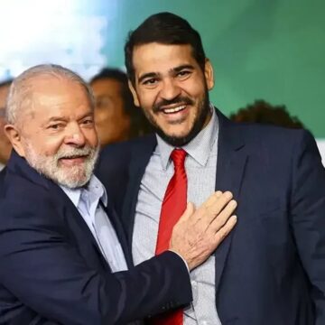Lula indica Jorge Messias ao STF e envia mensagem ao Senado