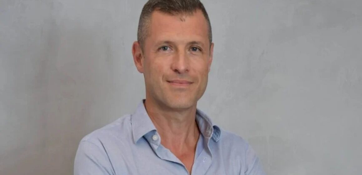 Ricardo-Castelar-Faria-2-860x484 Warburg Pincus investe US$ 1 bilhão na Global Eggs, avaliada em US$ 8 bilhões