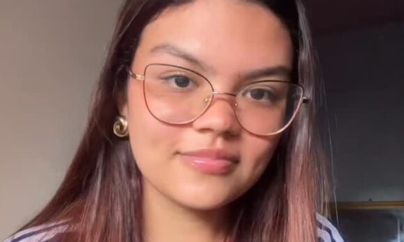 Estudante paraense é aprovada em programa da Universidade de Nova York e busca apoio para viagem
