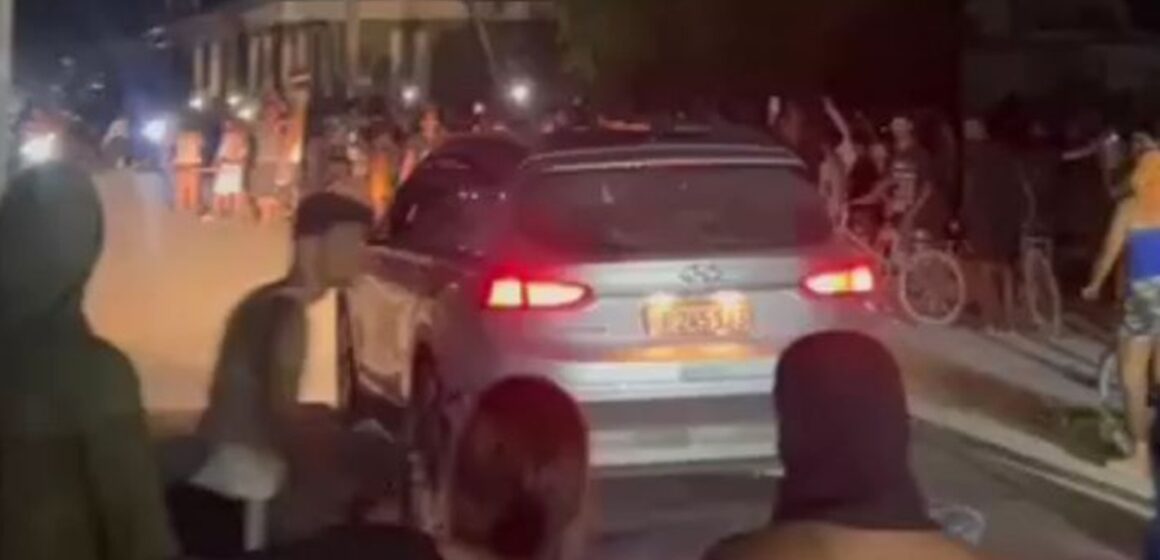 Manifestantes invadem sede do Partido Comunista em Cuba durante protestos contra apagões