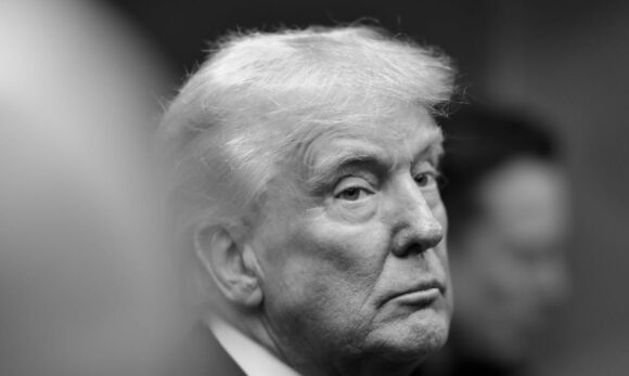 SaveClip.App_653058744_122169004454723345_6654163199292187640_n Trump confirma diálogo com Cuba, mas afirma que prioridade é negociação com Irã