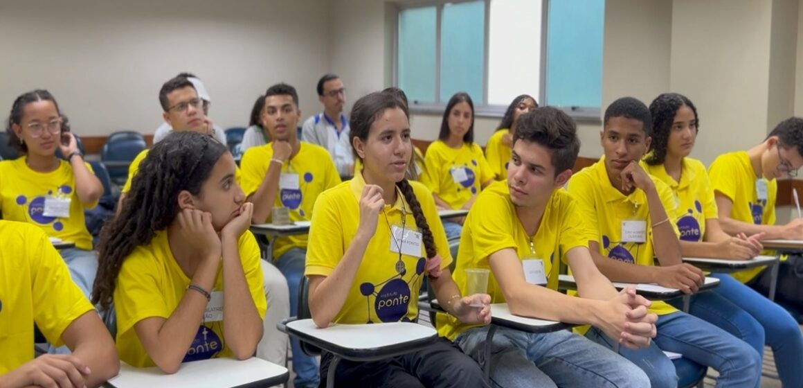 Instituto Ponte abre seleção para 130 estudantes de baixa renda com acompanhamento até a universidade