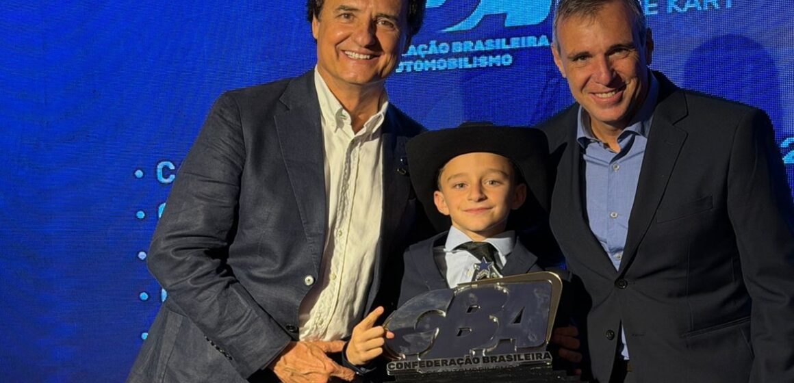 Piloto paraense Noah Diamantino, de 9 anos, é homenageado pela CBA em São Paulo