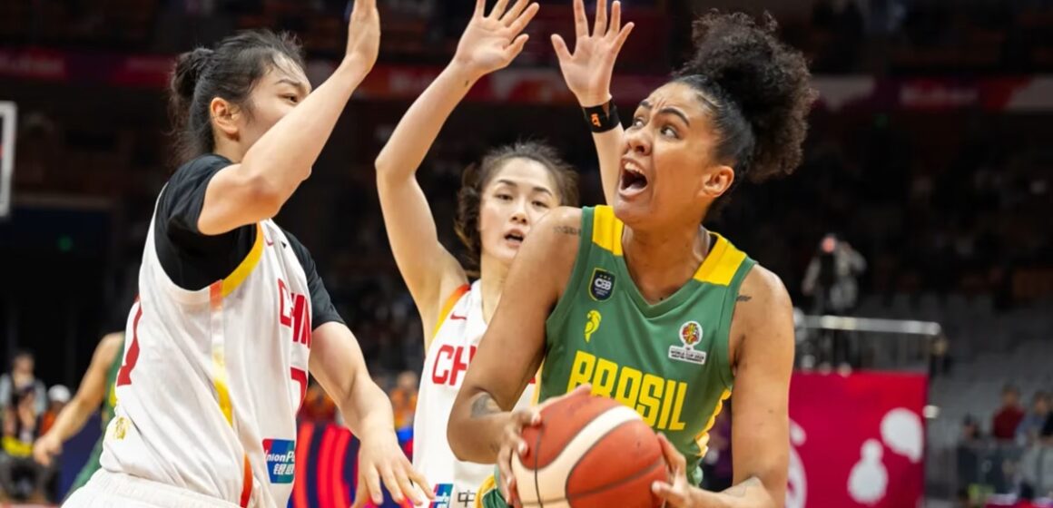 Brasil perde para China e está fora da Copa do Mundo de basquete feminino pela 3ª vez seguida