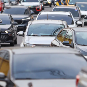 IPVA 2026: proprietários de veículos com placas de final 74 a 94 têm até 13 de abril para pagar com desconto de até 15%