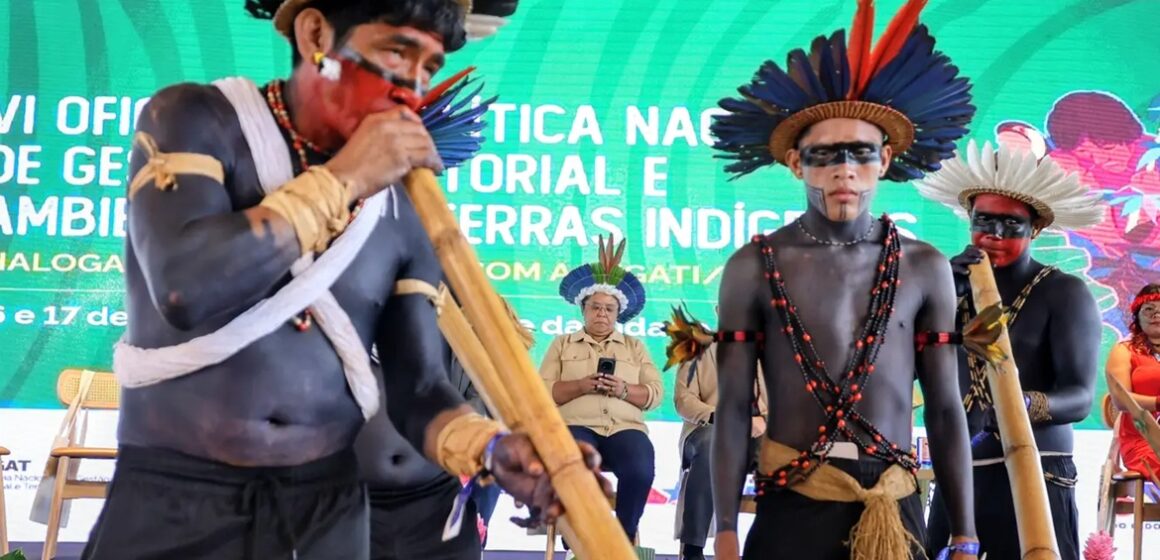 Semana dos Povos Indígenas é aberta em Belém com serviços de cidadania e debates sobre direitos territoriais