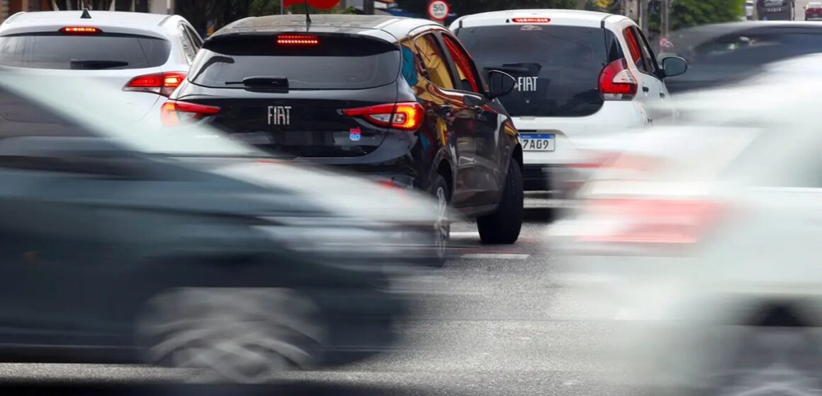 Descontos no IPVA beneficiam proprietários com placas finais 45 a 65
