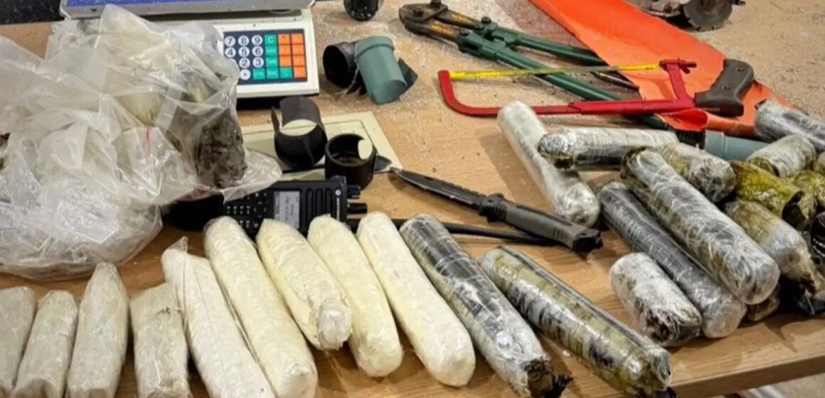 Base Candiru apreende mais de 10 kg de drogas em embarcação no Pará