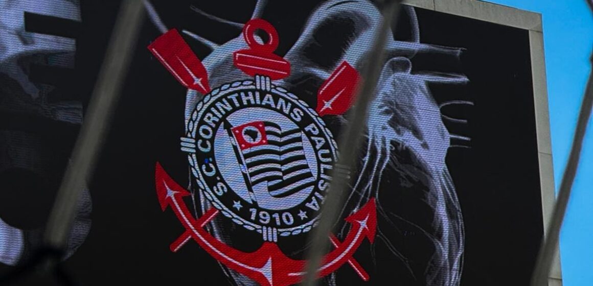 Corinthians acumula dívida superior à de rivais e enfrenta desafio financeiro