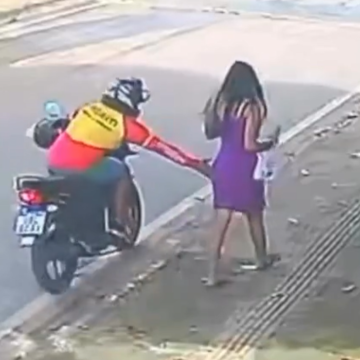 Motociclista é flagrado importunando jovem em Santarém