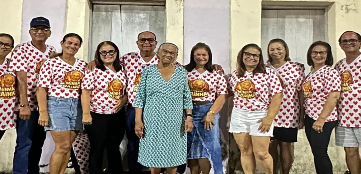 Aos 91 anos, idosa é surpreendida pelos 10 filhos em festa de aniversário em Sergipe