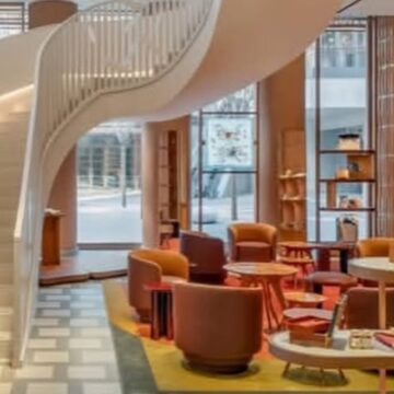 Hermès inaugura flagship de cinco andares em Pequim e aposta em experiência imersiva