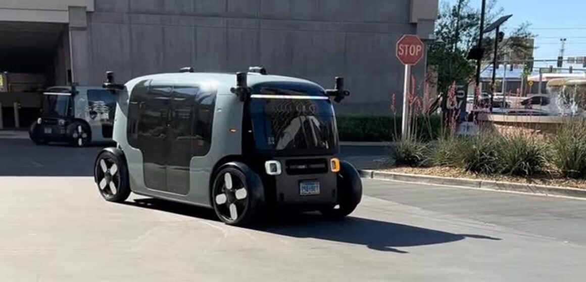 Robô-táxi gratuito circula em Las Vegas e surpreende usuários