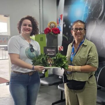 Bolo temático de confeiteira paraense chega ao camarim do Guns N’ Roses em Belém