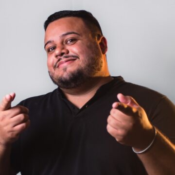 Epaminondas grava especial “Da Ponte Pra Lá” no Theatro da Paz com humor da periferia de Belém