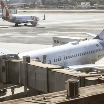 Preço das passagens aéreas pode subir até 20% com alta do querosene de aviação, dizem especialistas