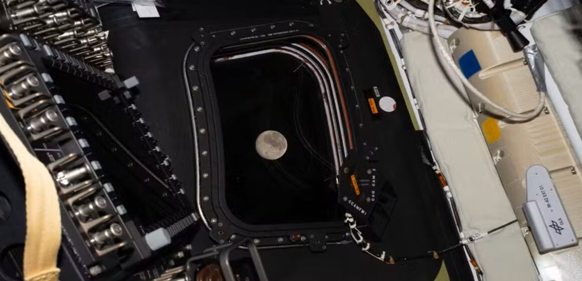 Tripulação da Artemis II inicia sobrevoo lunar em missão histórica