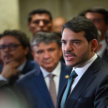 Senado rejeita indicação de Jorge Messias ao STF