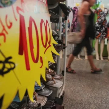 Mercado eleva previsão da inflação para 4,71% em 2026, ultrapassando teto da meta pela 5ª semana seguida