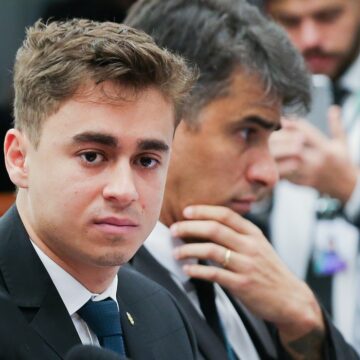 Nikolas Ferreira é condenado a indenizar Thais Carla por gordofobia