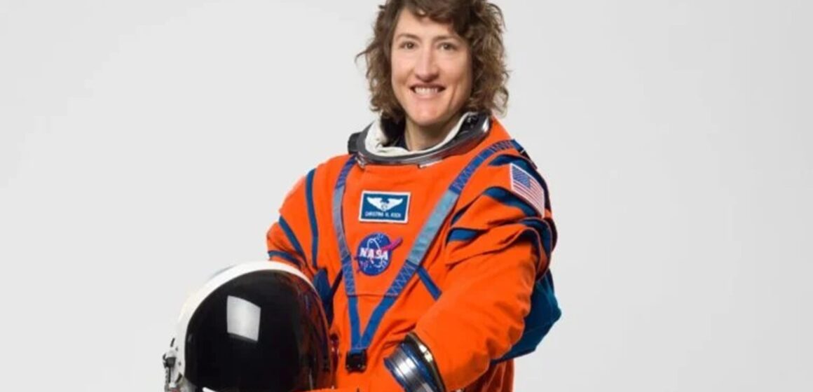Christina Koch se torna primeira mulher a viajar à Lua na missão Artemis II