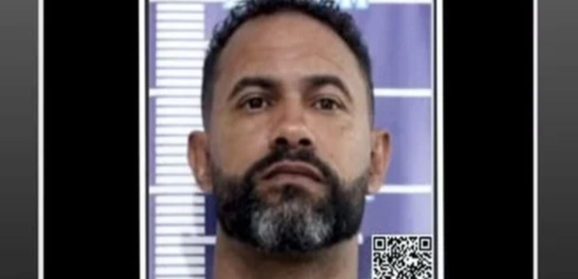 pc-do-rio-de-janeiro-divulga-cartaz-de-procurado-do-ex-goleiro-bruno-8yxst2b3km-thumbnail MP pede retorno de goleiro Bruno ao regime fechado após descumprimento de regras