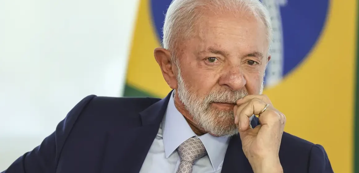 Presidente do PT confirma que Lula será candidato à reeleição