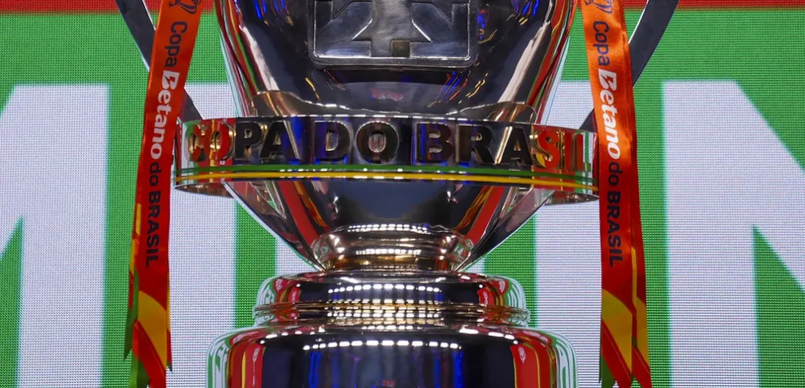 Remo e Santos se reencontram na Copa do Brasil após 16 anos; em 2010, Peixe venceu por 4 a 0 no Mangueirão