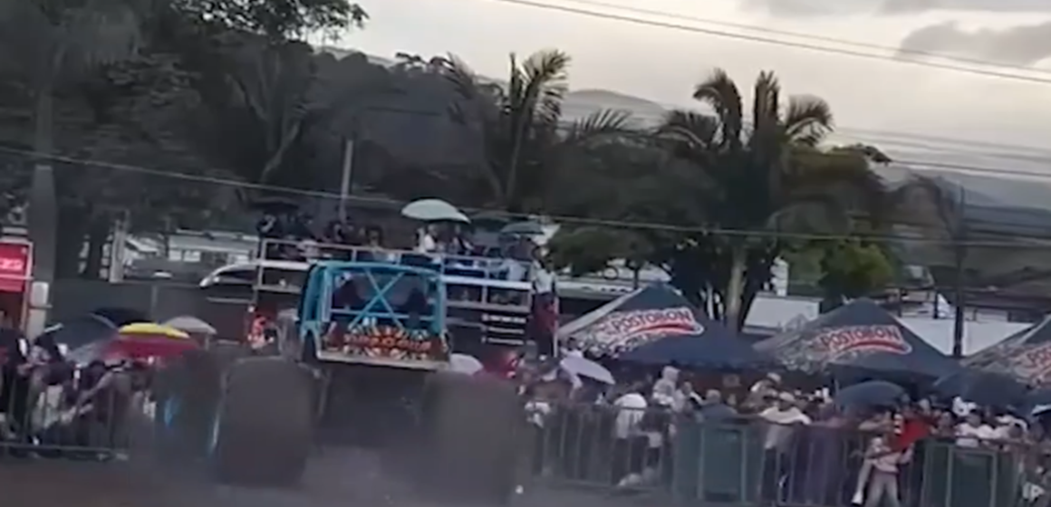 Captura de tela 2026-05-04 104011 Acidente com ‘monster truck’ deixa mortos e dezenas de feridos na Colômbia