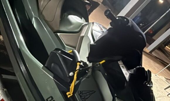Advogada desaparece no Combu após pilotar motoaquática e equipes de resgate fazem procura