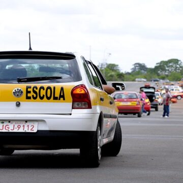 Governo cria plataforma para facilitar busca por autoescolas e instrutores